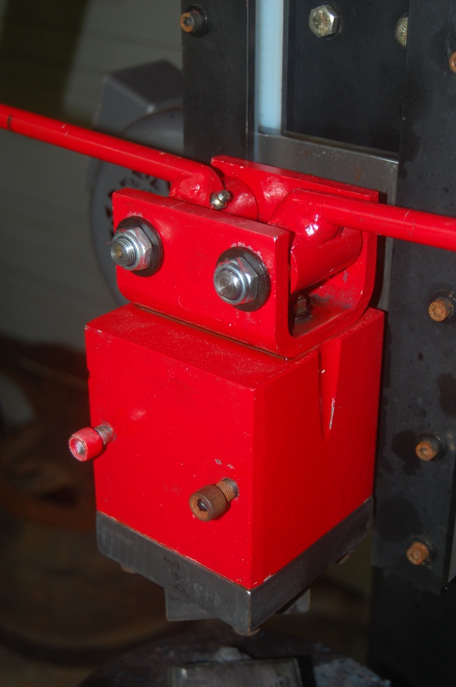 hammer1.jpg 640x963- 139k